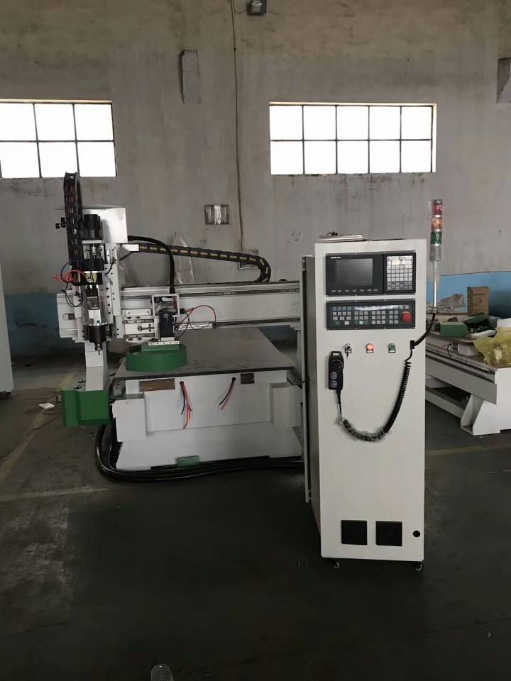 濮阳市范县龙王庄镇中心校举行第一次线下教研活动|bsport必一运动(图1) 必一·体育